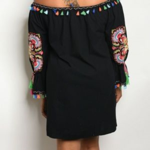 PLUS SIZE TUNIC DRESS - Picture 2 of 2